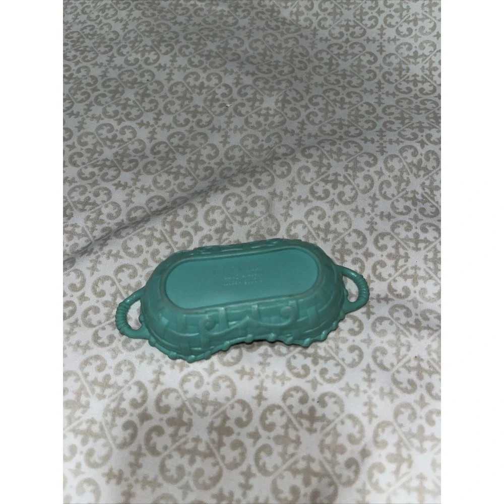 Littlest Pet Shop Green Pink Bed Basket for Cat Dog Accessory Authentic